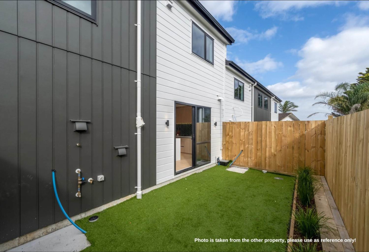 Brandnew freehold 3 beds 2.5 baths home with garage, 0.3 km to Howick Intermediate, Lot 6/127 Ridge Road, Howick, Auckland