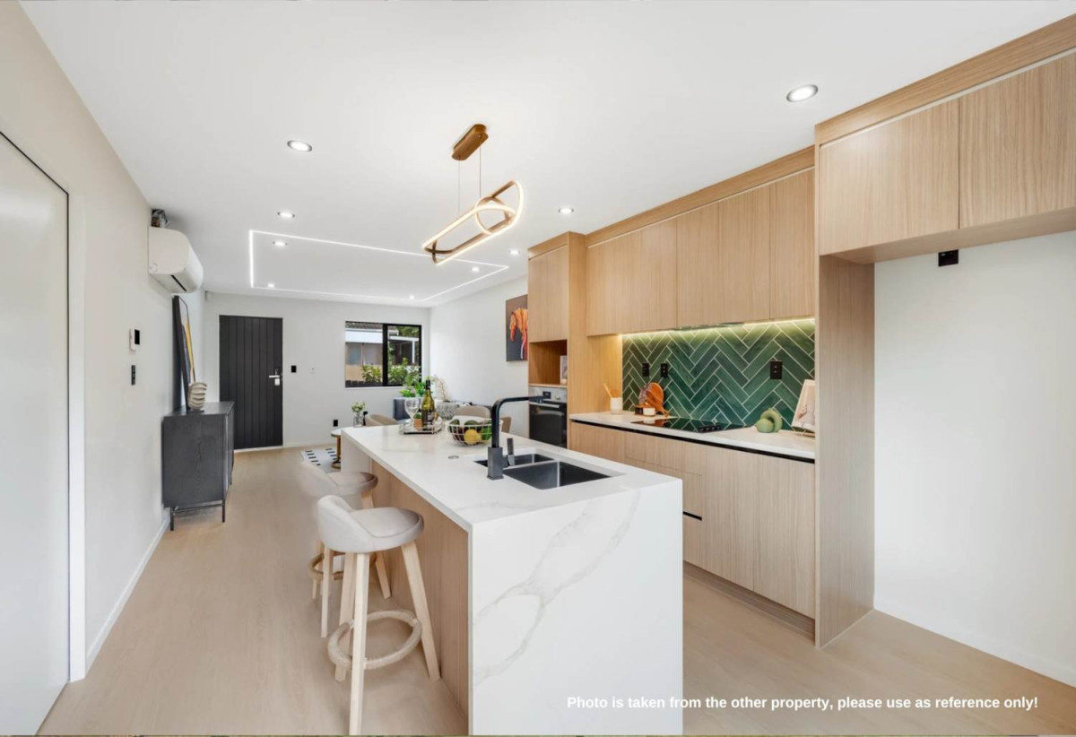 Brandnew freehold 3 beds 2.5 baths home with garage, 0.3 km to Howick Intermediate, Lot 6/127 Ridge Road, Howick, Auckland