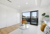 Standalone 3 beds 2.5 baths home with car park, 46B Range View Road, Mt Albert, Auckland