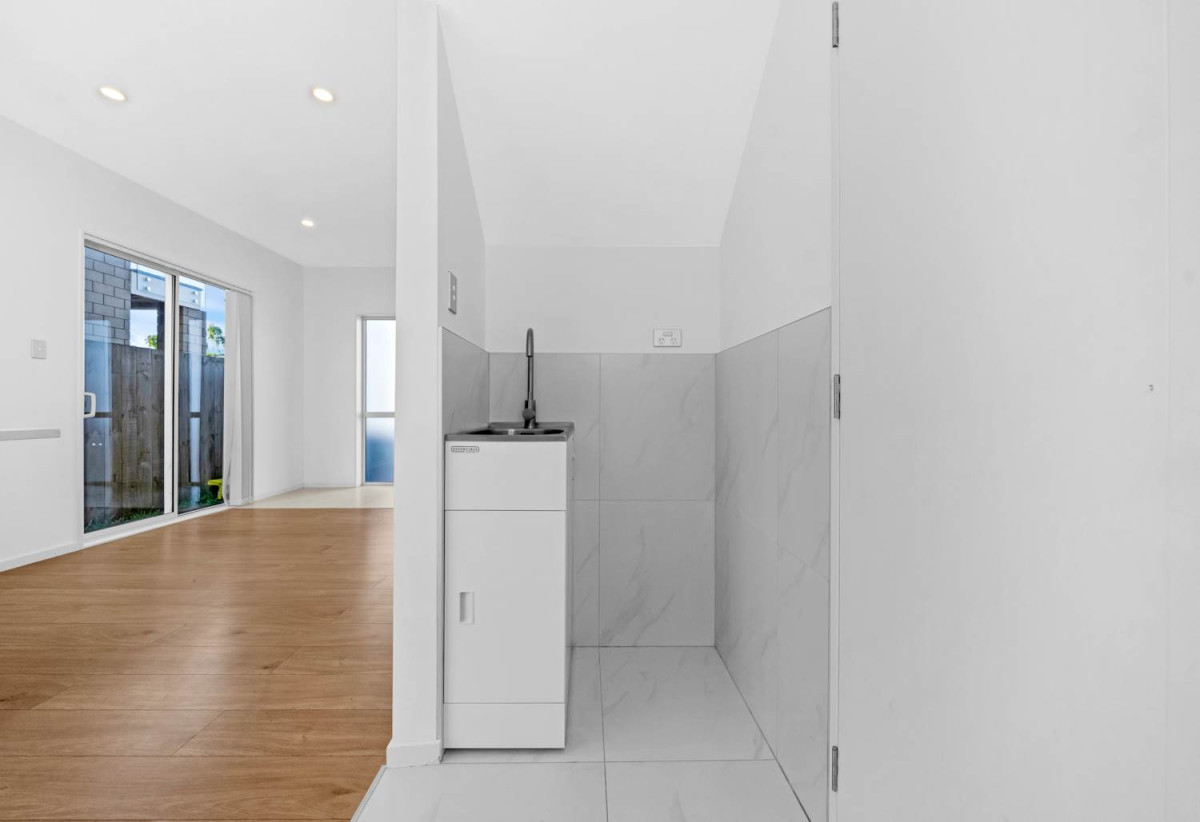 195m2 5 Beds (2 ensuites) 3.5 baths duplex home, Internal-access tandem garage with room for 2 vehicles, 46B Elliot Street, Howick, Auckland