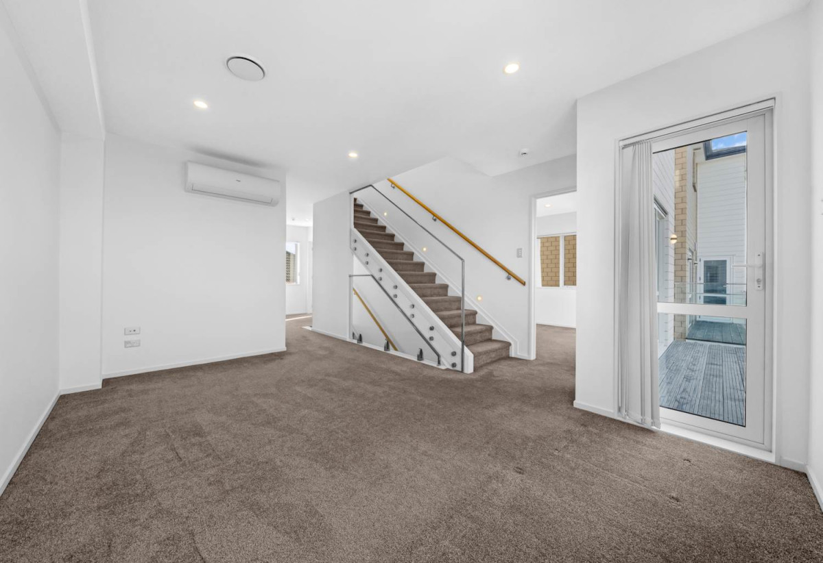 195m2 5 Beds (2 ensuites) 3.5 baths duplex home, Internal-access tandem garage with room for 2 vehicles, 46B Elliot Street, Howick, Auckland