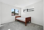Macleans College zone, Standalone 4 beds 2.5 baths home with garage, 8A Britannia Place, Half Moon Bay, Auckland