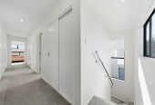 Macleans College zone, Standalone 4 beds 2.5 baths home with garage, 8A Britannia Place, Half Moon Bay, Auckland