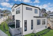 Builder’s Own Home, 503m2 section, 2 kitchens, 6 beds 4.5 baths house with double garage and 2 beds granny, 12 Golden Morning Drive, Albany, Auckland