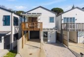 Standalone 4 beds 3 baths house with garage, 86 Joseph Street, Flat Bush, Auckland