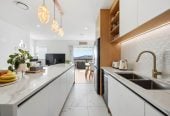 Standalone 4 beds 3 baths house with garage, 86 Joseph Street, Flat Bush, Auckland