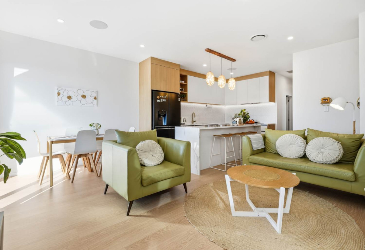 Standalone 4 beds 3 baths house with garage, 86 Joseph Street, Flat Bush, Auckland