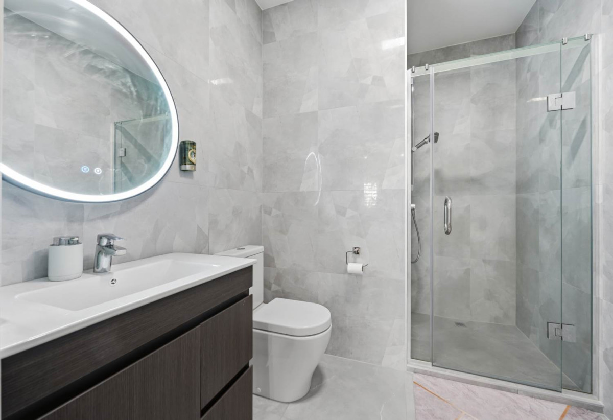 Standalone 4 beds 3 baths house with garage, 86 Joseph Street, Flat Bush, Auckland