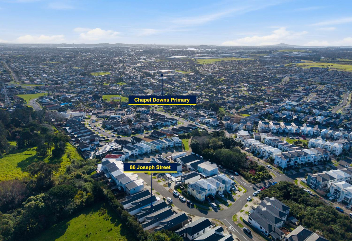 Standalone 4 beds 3 baths house with garage, 86 Joseph Street, Flat Bush, Auckland