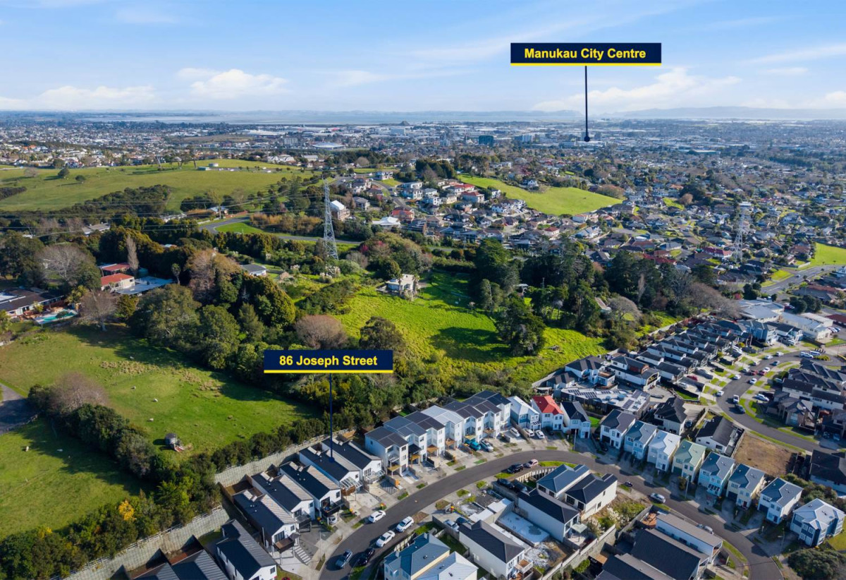 Standalone 4 beds 3 baths house with garage, 86 Joseph Street, Flat Bush, Auckland