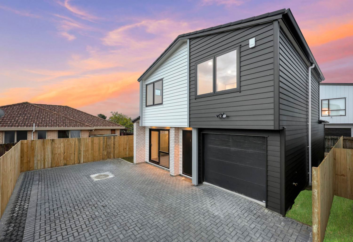 Vendor Says Sell, Brandnew standalone 4 beds 3.5 baths home with garage, Lot 5/30 Airfield Road, Takanini, Auckland