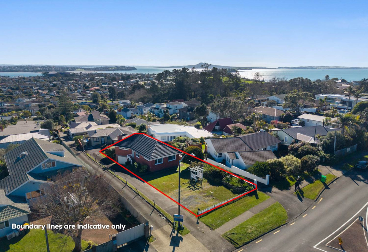 Half of 1130m2 section, Macleans College zone, Sea Views and Sky city views, Brick and tile 3 beds 2 baths house with garage, 1/68 Bleakhouse Road, Bucklands Beach, Auckland
