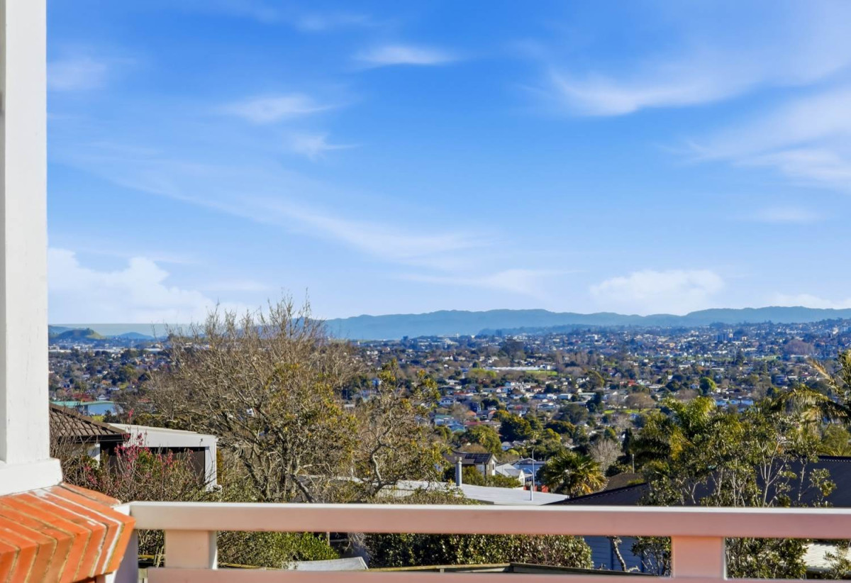 Half of 1130m2 section, Macleans College zone, Sea Views and Sky city views, Brick and tile 3 beds 2 baths house with garage, 1/68 Bleakhouse Road, Bucklands Beach, Auckland