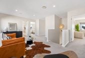 Must sell, Macleans College zone, Standalone 6 beds (2 ensuites) 4.5 baths house with double garage, 329A Bucklands Beach Road, Bucklands Beach, Auckland