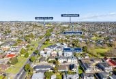 Must sell, Macleans College zone, Standalone 6 beds (2 ensuites) 4.5 baths house with double garage, 329A Bucklands Beach Road, Bucklands Beach, Auckland