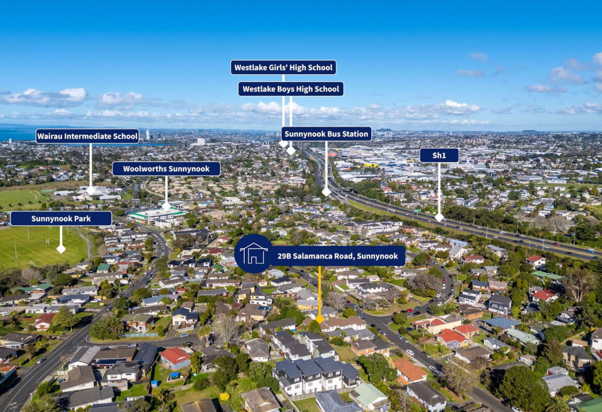 Double Westlake school zone, 3 beds 1 bath home with 2 car parks, 29B Salamanca Road, Sunnynook, Auckland