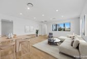Double Westlake school zone, 3 beds 1 bath home with 2 car parks, 29B Salamanca Road, Sunnynook, Auckland