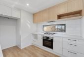 Double Westlake school zone, 3 beds 1 bath home with 2 car parks, 29B Salamanca Road, Sunnynook, Auckland