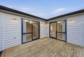 Double Westlake school zone, 3 beds 1 bath home with 2 car parks, 29B Salamanca Road, Sunnynook, Auckland