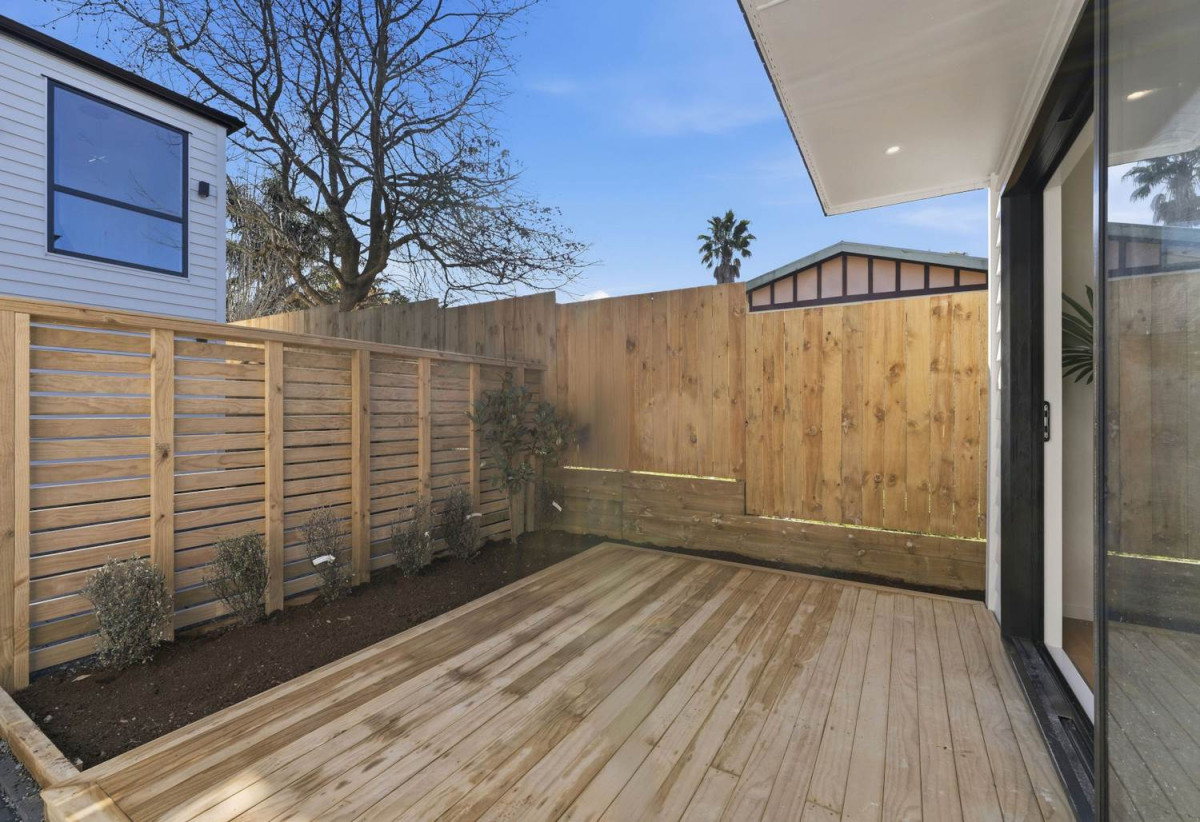 11 brand-new homes available, Brandnew standalone 4 beds 2.5 baths home with garage, 0.6 km to Manurewa Intermediate, Lot 9 /119 & 121 Weymouth Road, Manurewa, Auckland