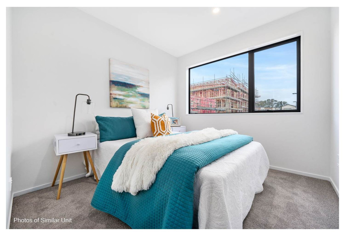 3 beds 1.5 bath home with car park, 16 Papatahi Lane, Flat Bush, Auckland