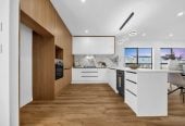 4 beds 3 baths house with double garage, 28 Korowhiti Road, Clarks Beach, Auckland