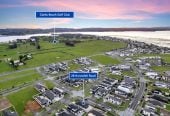 4 beds 3 baths house with double garage, 28 Korowhiti Road, Clarks Beach, Auckland