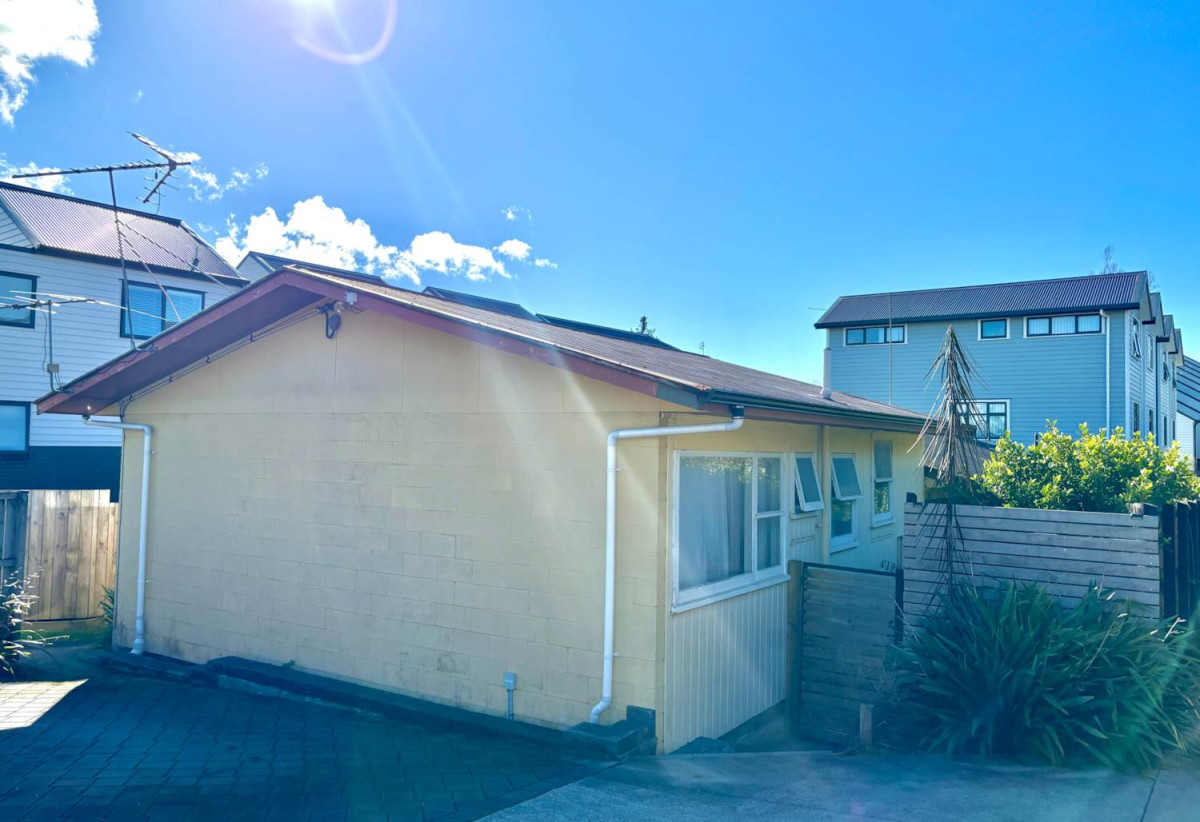 For rent, Pets considered on request, 2 beds 1 nath home, a fully fenced yard with a small private garden, a handy storage room, and car park, available 15th August, 1/31 Abercrombie Street, Howick, Auckland