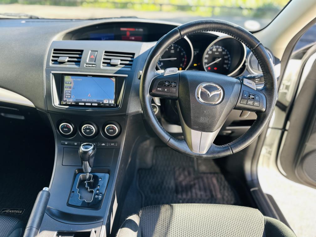2013 Mazda Axela 20S SPORTS !! STUNNING ALLOYS !! Hatchback Tiptronic, 5 seats, New Import, Petrol, 2,000 cc, 119,216 km
