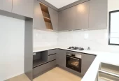 For rent, No Pet, No smoker, 5 beds 3 baths house with garage, including a self-contained 1-bedroom unit with its own living area, separate entry, and subletting allowed, Available from the 7th July, 13 Ngakau Road, Drury, Auckland