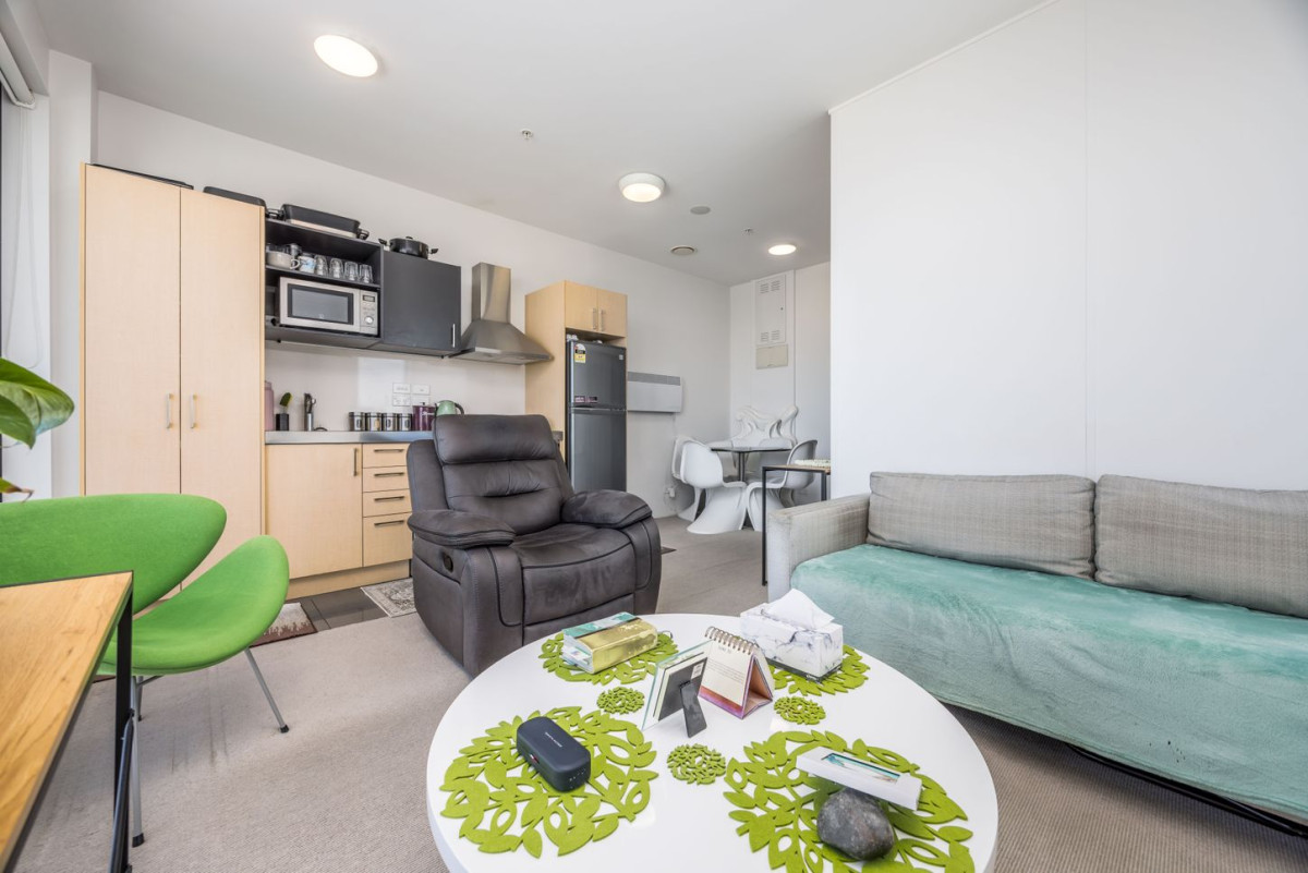46m2 Freehold 2 beds 1 bath apartment, move-in ready, Directly opposite Manukau Train Station, Just a short walk to Westfield Manukau, 813/17 Putney Way, Manukau, Auckland