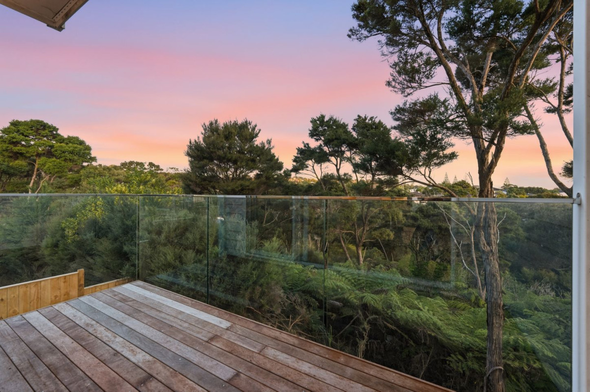 1210m2 section, Golf-side Family Haven, , 4 beds + study room 3.5 baths house with oversized garage, 5 Lucas Creek View Way, Albany, Auckland