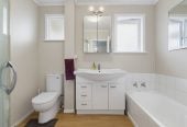 586m2 section, 3 beds 1 bath house with car parks, 40 Cosgrave Road, Papakura, Auckland