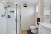 586m2 section, 3 beds 1 bath house with car parks, 40 Cosgrave Road, Papakura, Auckland
