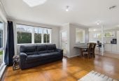 586m2 section, 3 beds 1 bath house with car parks, 40 Cosgrave Road, Papakura, Auckland