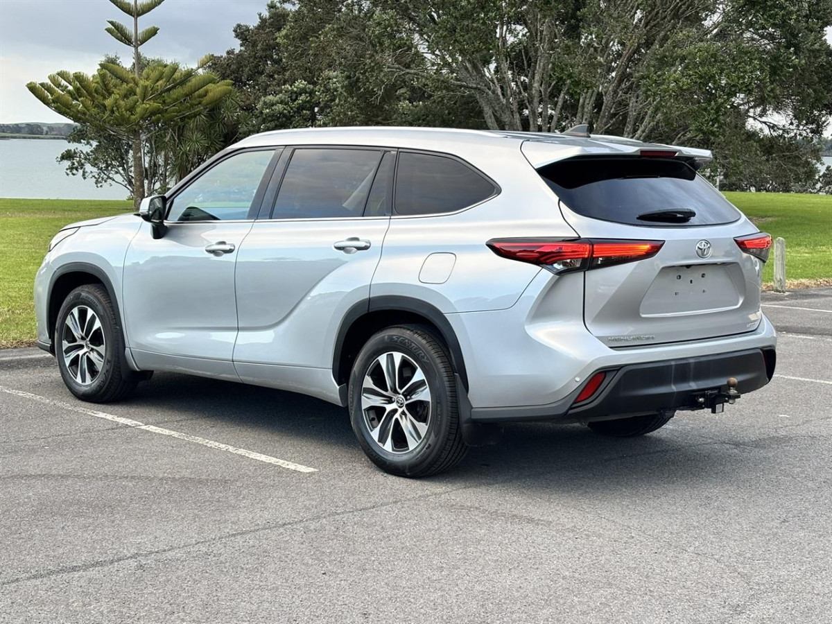 2022 Toyota Highlander 3.5P Limited 4WD, 5 Door, RV-SUV, Automatic, Silver, 7 Seats (Leather), 3500cc, Petrol, 176,131km