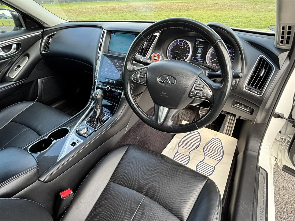 2015 Nissan Skyline 350GT Hybrid, 4 Door, Sedan, Automatic, 5 Seats (Leather), 3500cc, Hybrid, 122,889km