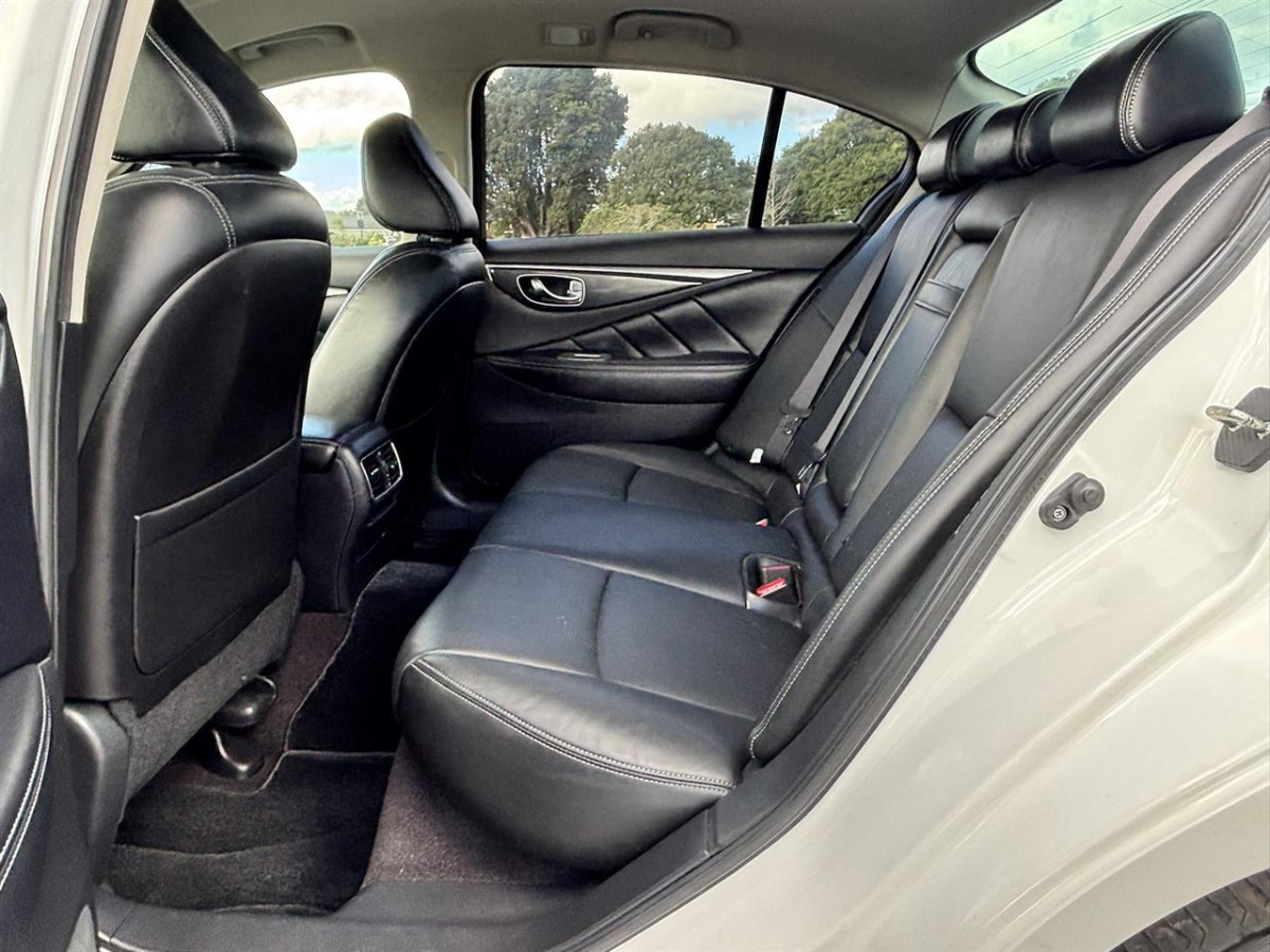 2015 Nissan Skyline 350GT Hybrid, 4 Door, Sedan, Automatic, 5 Seats (Leather), 3500cc, Hybrid, 122,889km