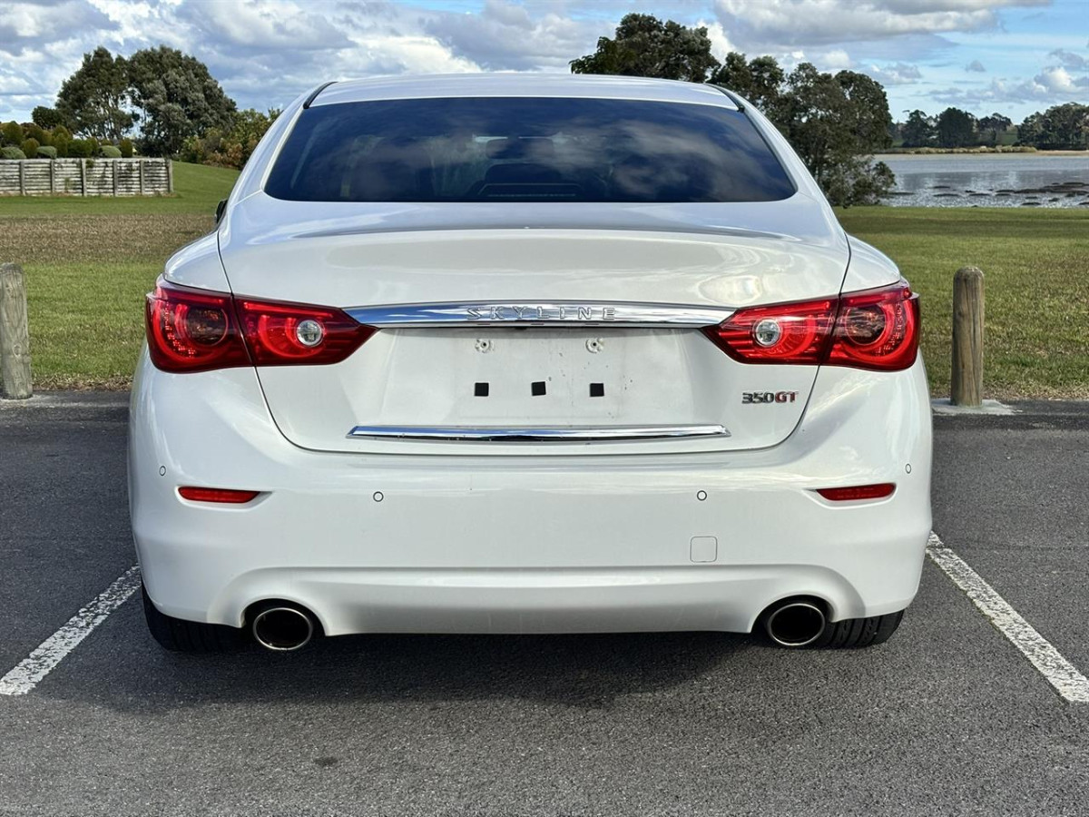 2015 Nissan Skyline 350GT Hybrid, 4 Door, Sedan, Automatic, 5 Seats (Leather), 3500cc, Hybrid, 122,889km