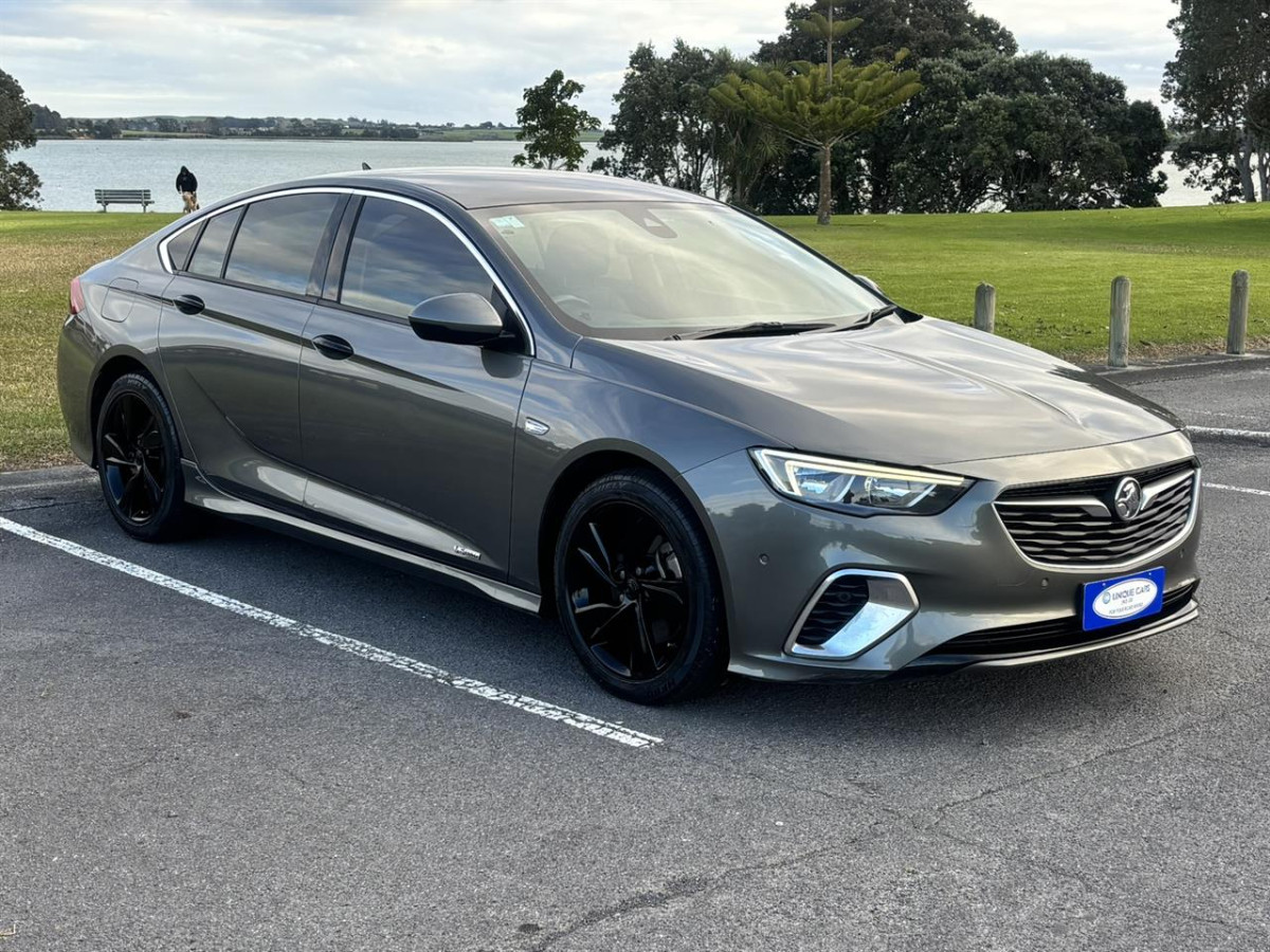 2018 Holden Commodore 3.6PT RS-V 4WD, 4 Door, Sedan, Automatic, Black, 5 Seats (Leather), 3600cc, Petrol, 180,325km