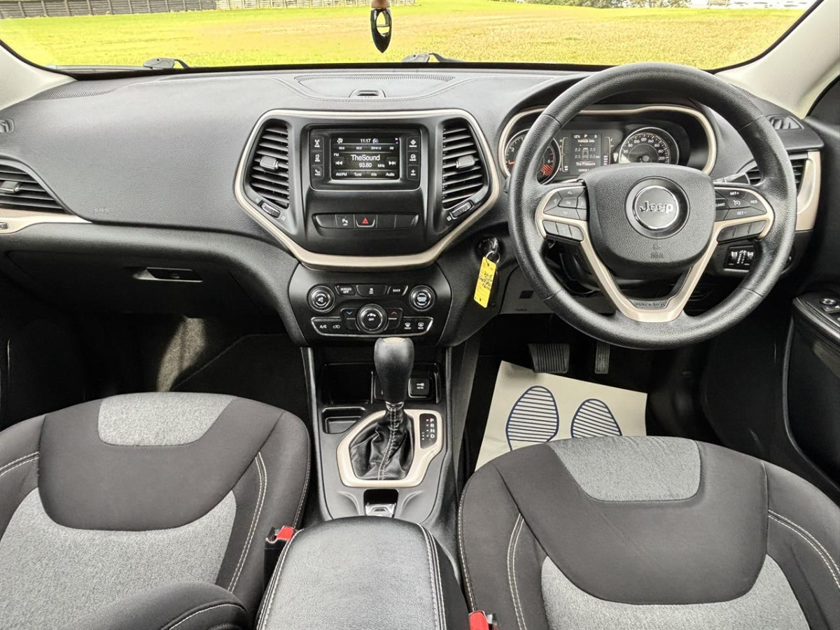 2016 Jeep Cherokee 2.4P Sport, 5 Door, RV-SUV, Automatic, 5 seats, Grey, 2400cc, Petrol, 125,504km
