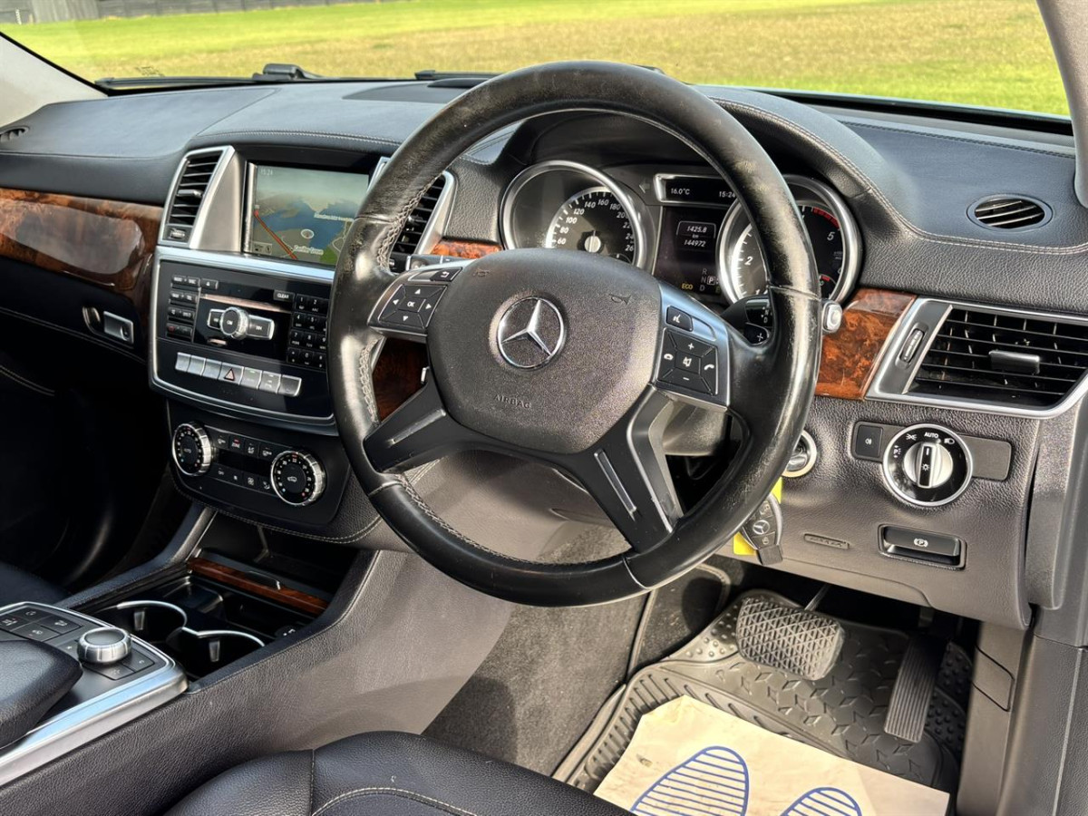 2015 Mercedes-Benz ML250 2.1D Bluetec 4Matic, 5 Door, RV-SUV, Automatic, Silver, 5 seats, 2100cc, Diesel, 144,945km