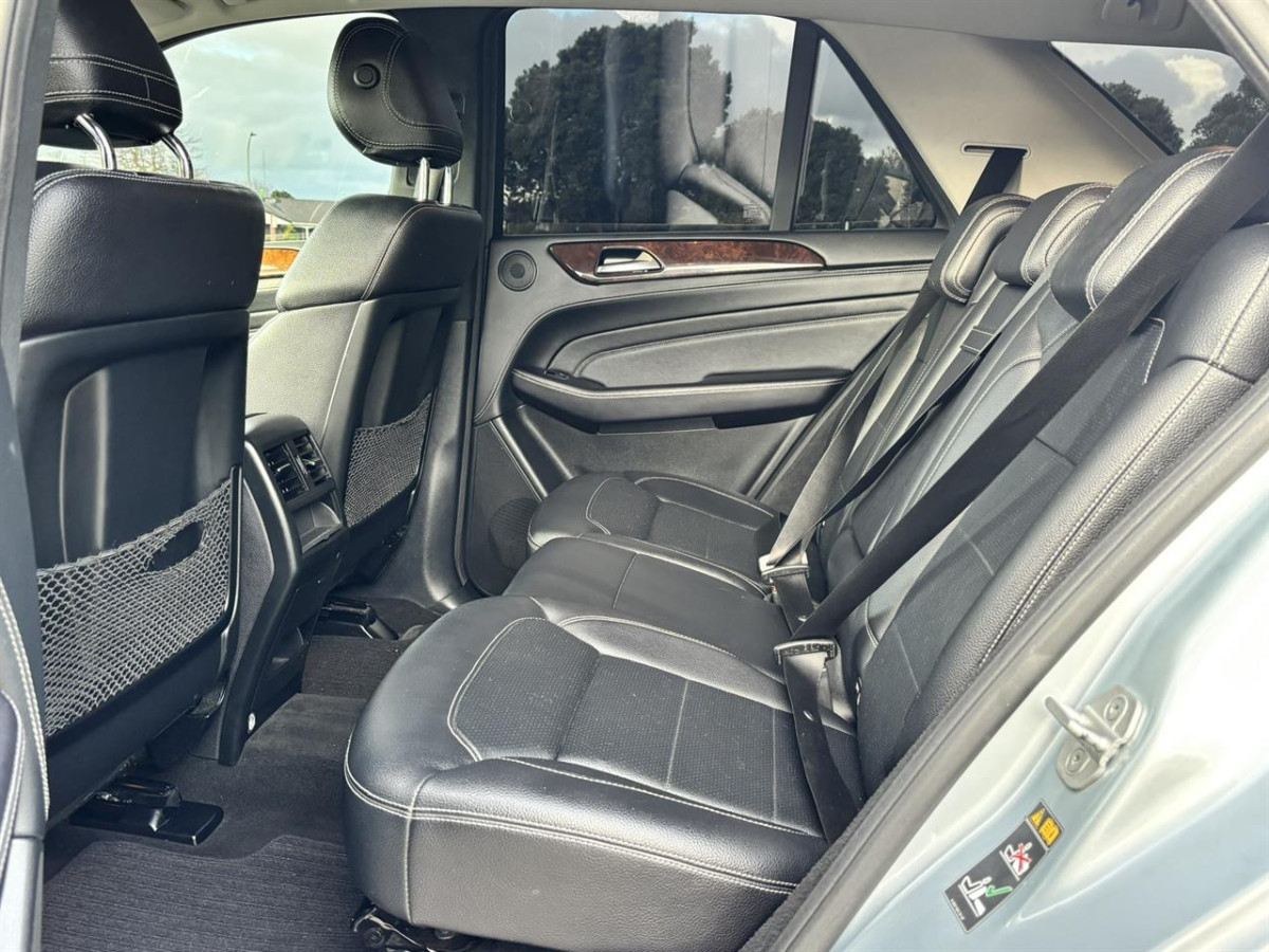 2015 Mercedes-Benz ML250 2.1D Bluetec 4Matic, 5 Door, RV-SUV, Automatic, Silver, 5 seats, 2100cc, Diesel, 144,945km