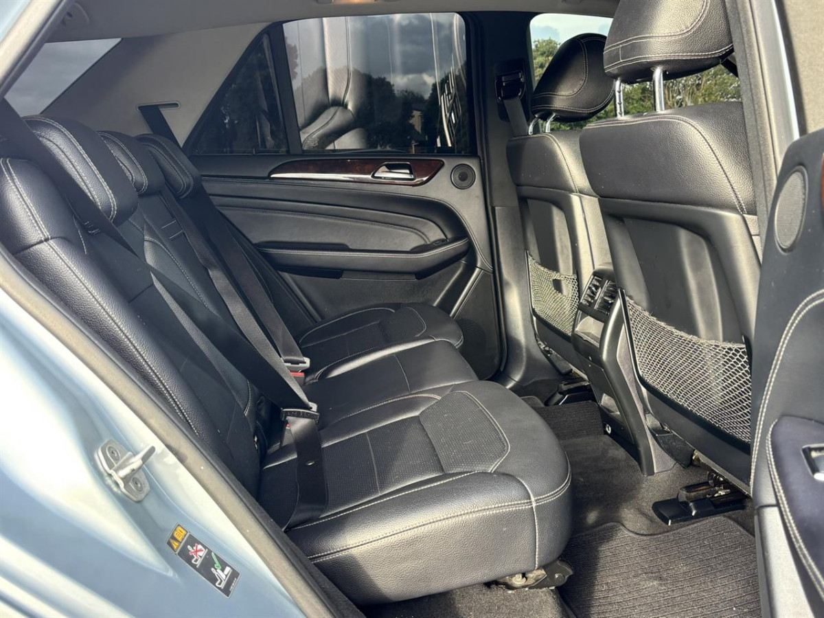 2015 Mercedes-Benz ML250 2.1D Bluetec 4Matic, 5 Door, RV-SUV, Automatic, Silver, 5 seats, 2100cc, Diesel, 144,945km