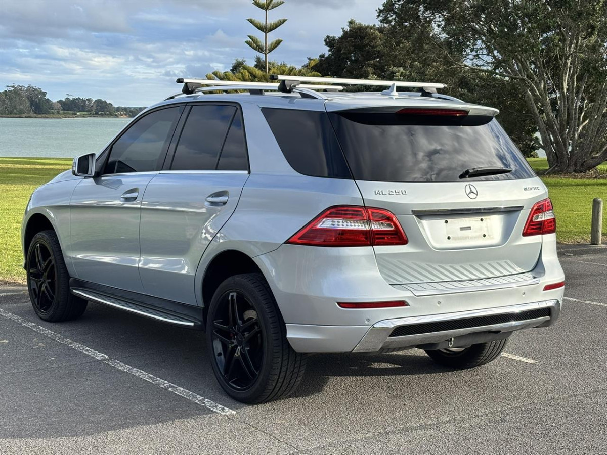 2015 Mercedes-Benz ML250 2.1D Bluetec 4Matic, 5 Door, RV-SUV, Automatic, Silver, 5 seats, 2100cc, Diesel, 144,945km
