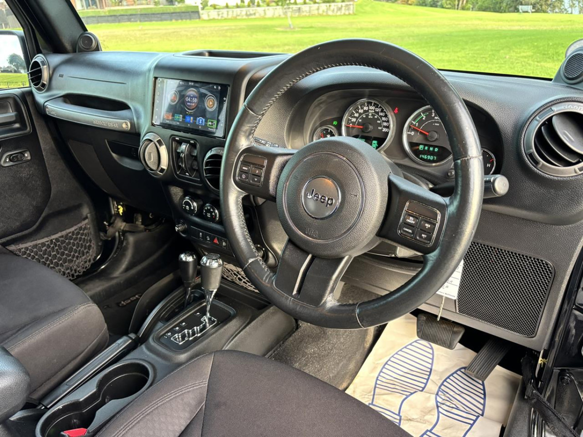 2014 Jeep Wrangler Sport Unlimited, 5 Door, RV-SUV, Automatic, 4WD, Black, 5 seats, 3600cc, Petrol, 146,896km