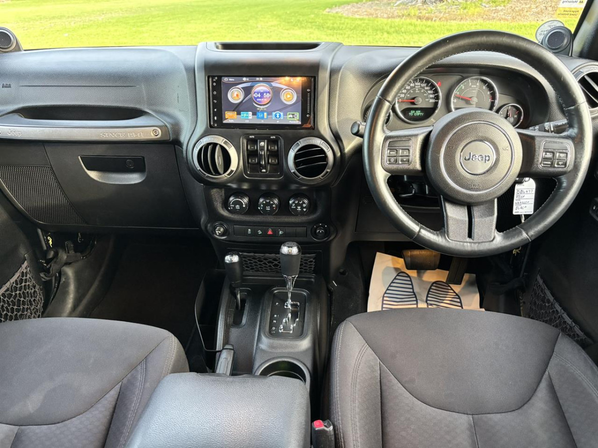 2014 Jeep Wrangler Sport Unlimited, 5 Door, RV-SUV, Automatic, 4WD, Black, 5 seats, 3600cc, Petrol, 146,896km