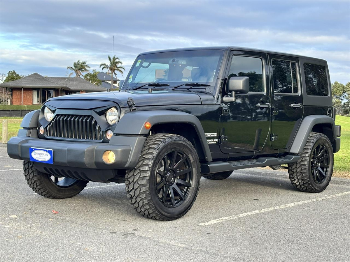 2014 Jeep Wrangler Sport Unlimited, 5 Door, RV-SUV, Automatic, 4WD, Black, 5 seats, 3600cc, Petrol, 146,896km