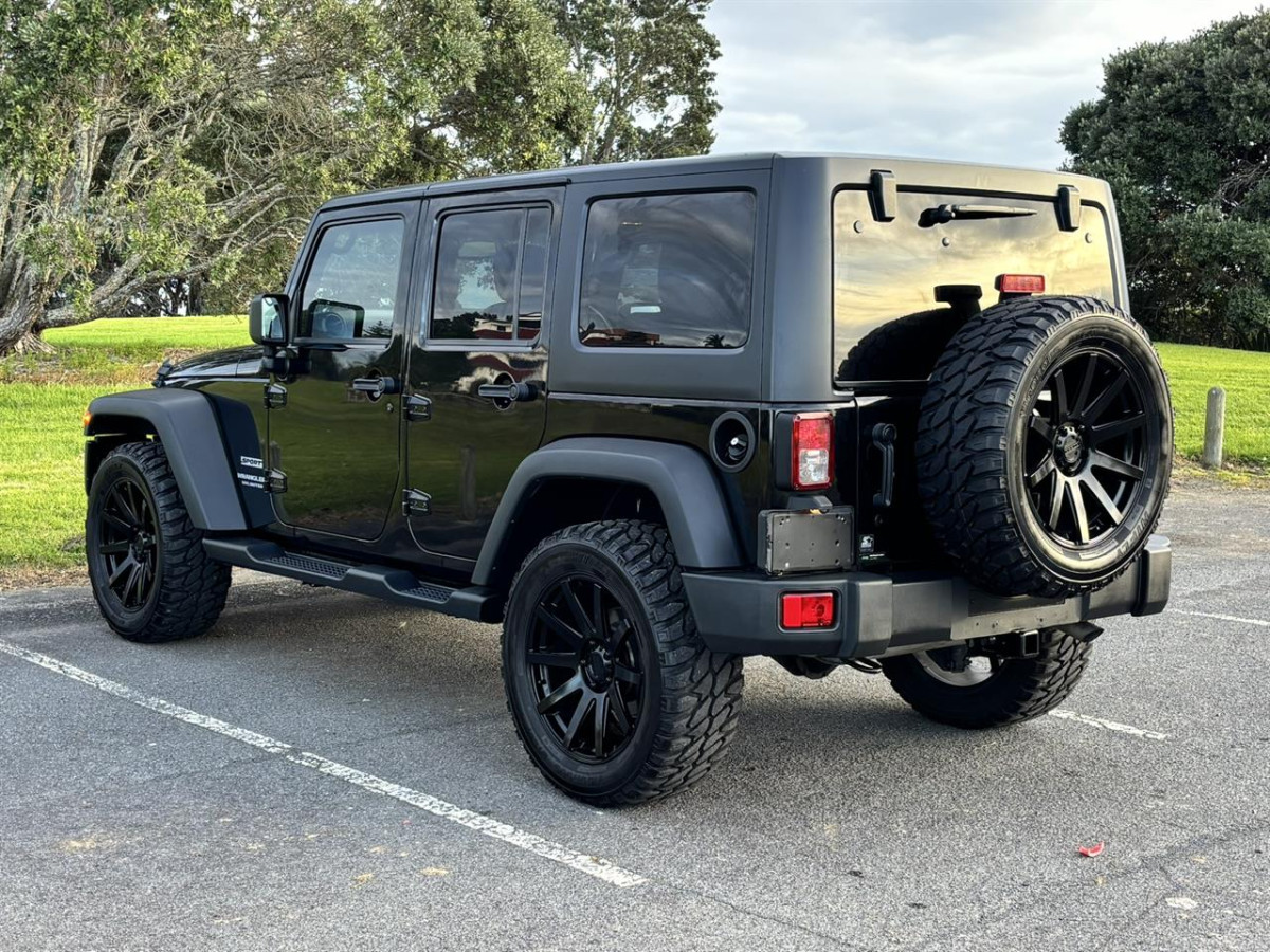 2014 Jeep Wrangler Sport Unlimited, 5 Door, RV-SUV, Automatic, 4WD, Black, 5 seats, 3600cc, Petrol, 146,896km