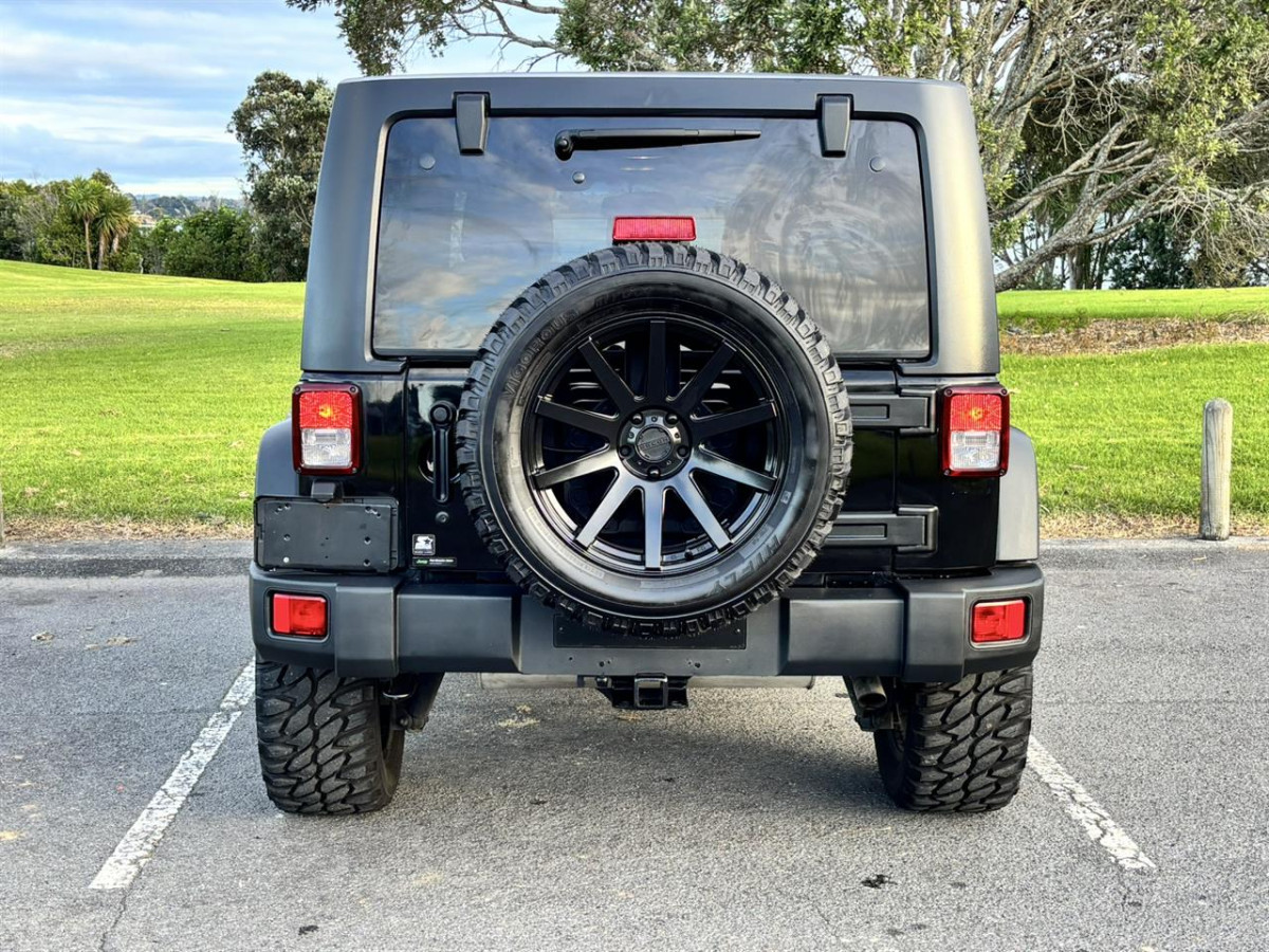 2014 Jeep Wrangler Sport Unlimited, 5 Door, RV-SUV, Automatic, 4WD, Black, 5 seats, 3600cc, Petrol, 146,896km